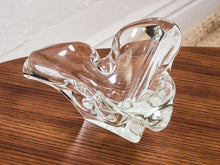 Load image into Gallery viewer, Large Murano Crystal Ashtray/ Catchall
