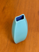 Load image into Gallery viewer, Rare Lindt-Stymeist Vintage set
