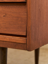 Load image into Gallery viewer, 9 Drawer Louvered Drawer Dresser
