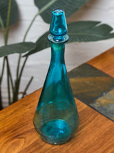 Load image into Gallery viewer, Blue Vintage Vase Blenko
