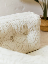 Load image into Gallery viewer, Babita Swivel in Hakami Ivory
