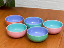 Load image into Gallery viewer, Rare Lindt-Stymeist Vintage set
