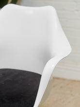 Load image into Gallery viewer, Set of 4 Swivel Tulip Style Chairs
