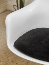 Load image into Gallery viewer, Set of 4 Swivel Tulip Style Chairs
