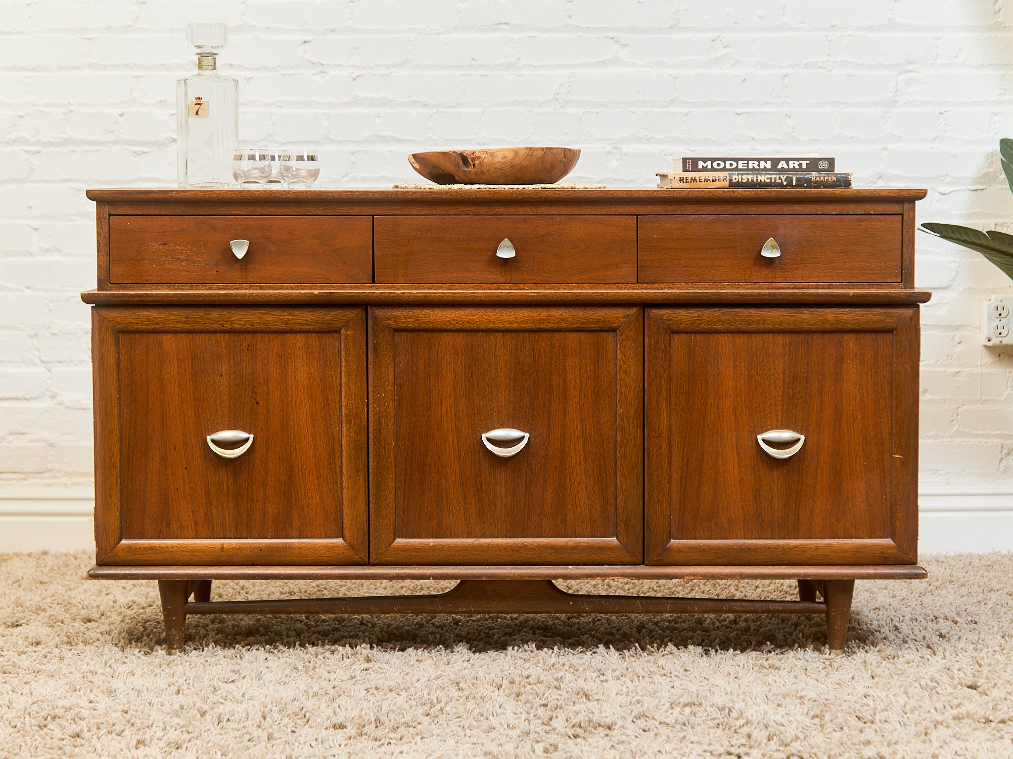 Mid-Century Modern Credenza with Brass Accent Pulls, c.1960's Sunbeam Vintage Mid-Century Modern Credenza with Brass Accent Pulls, c.1960's Sunbeam Vintage