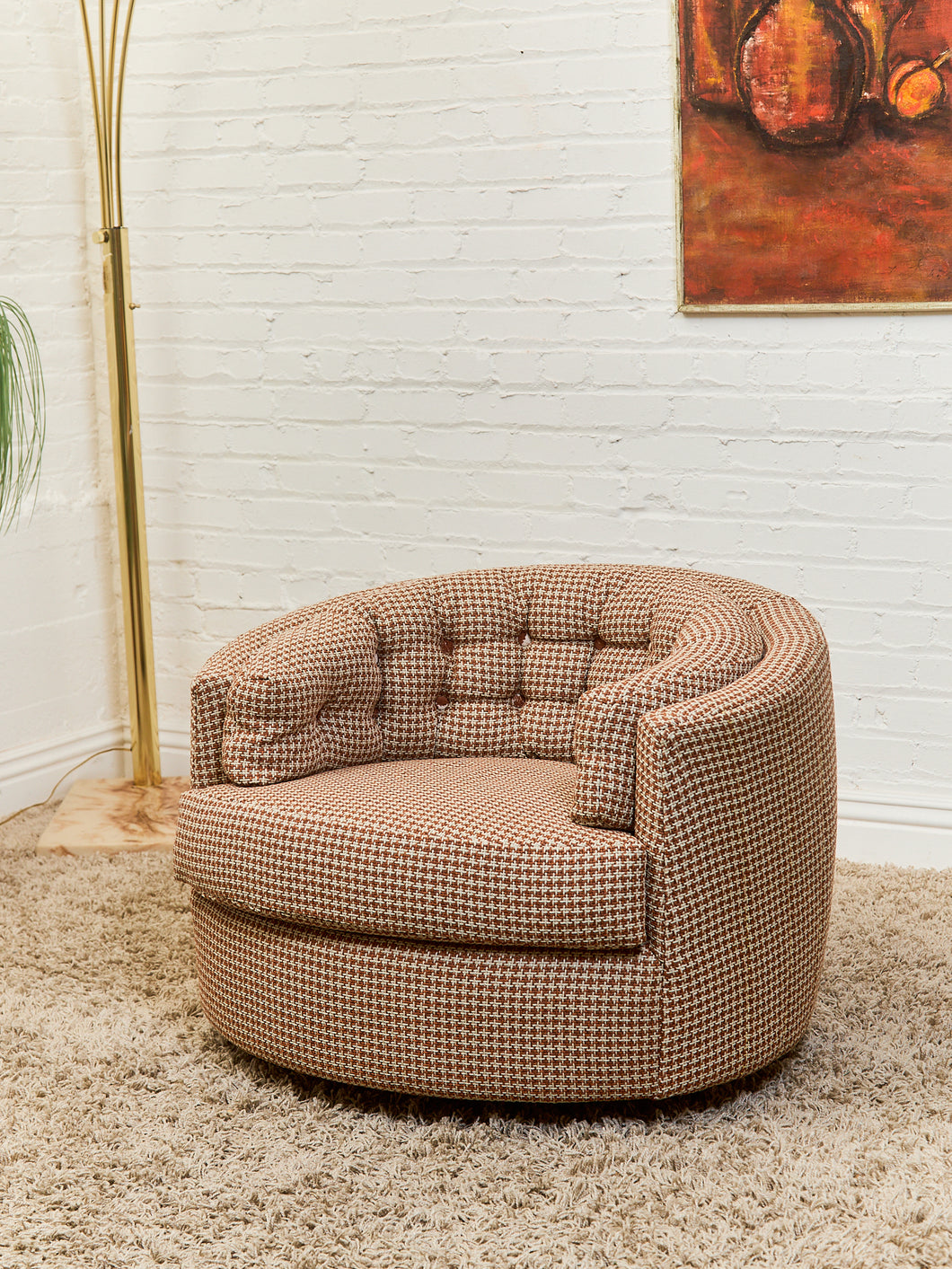 Houndstooth Amber Vintage Swivel Chair