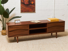 Load image into Gallery viewer, Thiago Low Profile Media Stand
