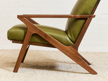 Load image into Gallery viewer, Zayden Lounge Chair in Green Leather

