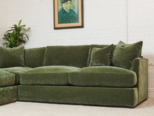 Load image into Gallery viewer, Michonne in Amici Moss
