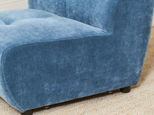 Load image into Gallery viewer, Sabin 5 piece Sofa in Blue
