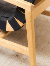 Load image into Gallery viewer, Knoll Jens Risom Lounge Chair
