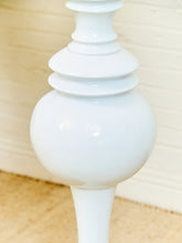 Load image into Gallery viewer, White Sculptural Floor Lamp
