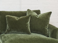 Load image into Gallery viewer, Michonne in Amici Moss
