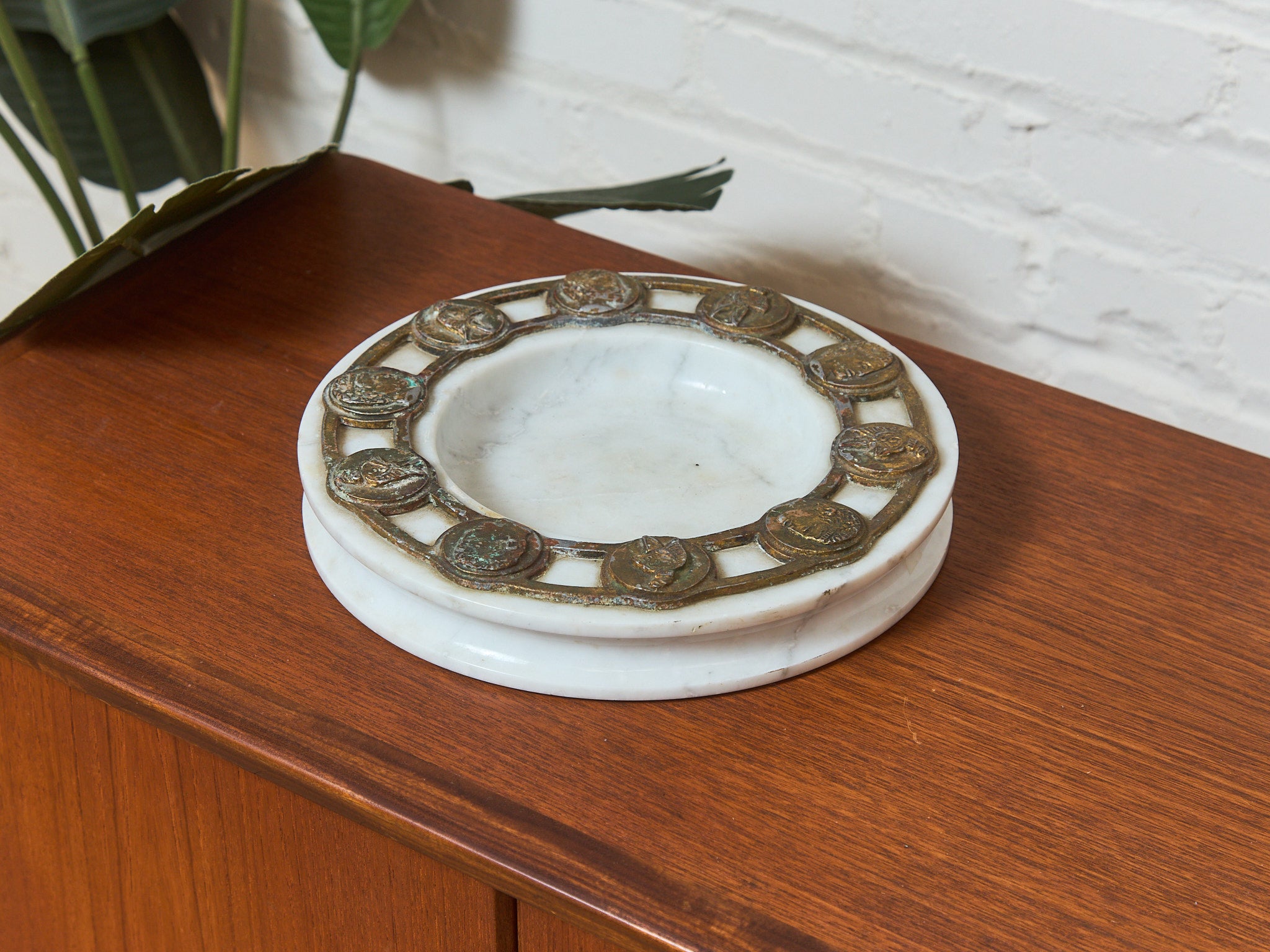 Ashtrays – Tagged 