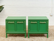 Load image into Gallery viewer, Kelly Green Vintage Mid Century Nightstands
