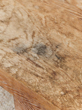 Load image into Gallery viewer, Rustic Vintage Bench
