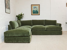 Load image into Gallery viewer, Michonne in Amici Moss
