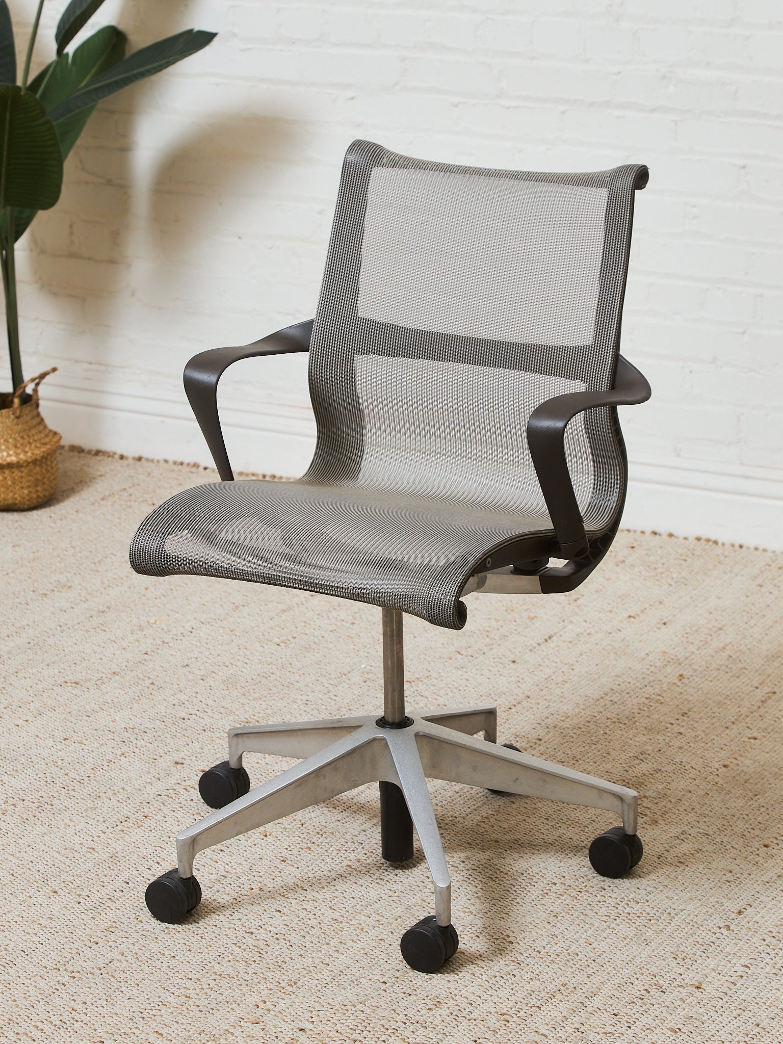 Herman Miller Office Chair – Sunbeam Vintage