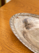 Load image into Gallery viewer, Silver Plated Oval Braided Edge Tray
