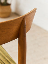 Load image into Gallery viewer, Russel Wright Vintage Chair
