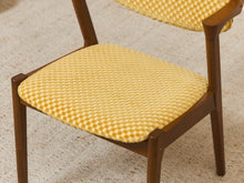 Load image into Gallery viewer, TRex Chair in Marigold
