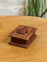 Load image into Gallery viewer, Hand Carved Turtle Trinket Box From Costa Rica
