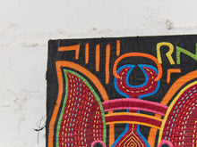 Load image into Gallery viewer, Mola Textile Vintage
