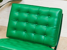 Load image into Gallery viewer, Kelly Green Barcelona Style Chair
