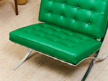 Load image into Gallery viewer, Kelly Green Barcelona Style Chair
