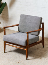 Load image into Gallery viewer, Danish Modern Lounge Chair
