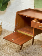 Load image into Gallery viewer, 1950’s Dutch Mid Century Vanity
