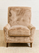 Load image into Gallery viewer, Maddox Chair in Faux Fur Fawn
