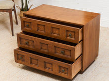 Load image into Gallery viewer, Henredon Lowboy Chest of Drawers
