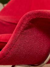 Load image into Gallery viewer, Womb Style Chair
