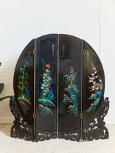 Load image into Gallery viewer, Round Jade Chinese Vintage Carved Screen Room Divider
