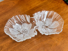 Load image into Gallery viewer, Crystal Hibiscus Tray
