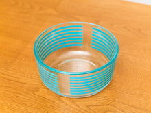 Load image into Gallery viewer, Pyrex bowl
