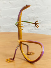 Load image into Gallery viewer, Gecko Wine Holder
