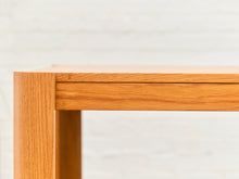 Load image into Gallery viewer, Foundry Oak Dining Table
