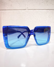 Load image into Gallery viewer, Oversized Blue Sunnies
