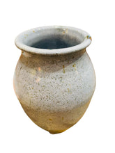Load image into Gallery viewer, Violet Soda Fired Palm Springs Studio Pottery Vase
