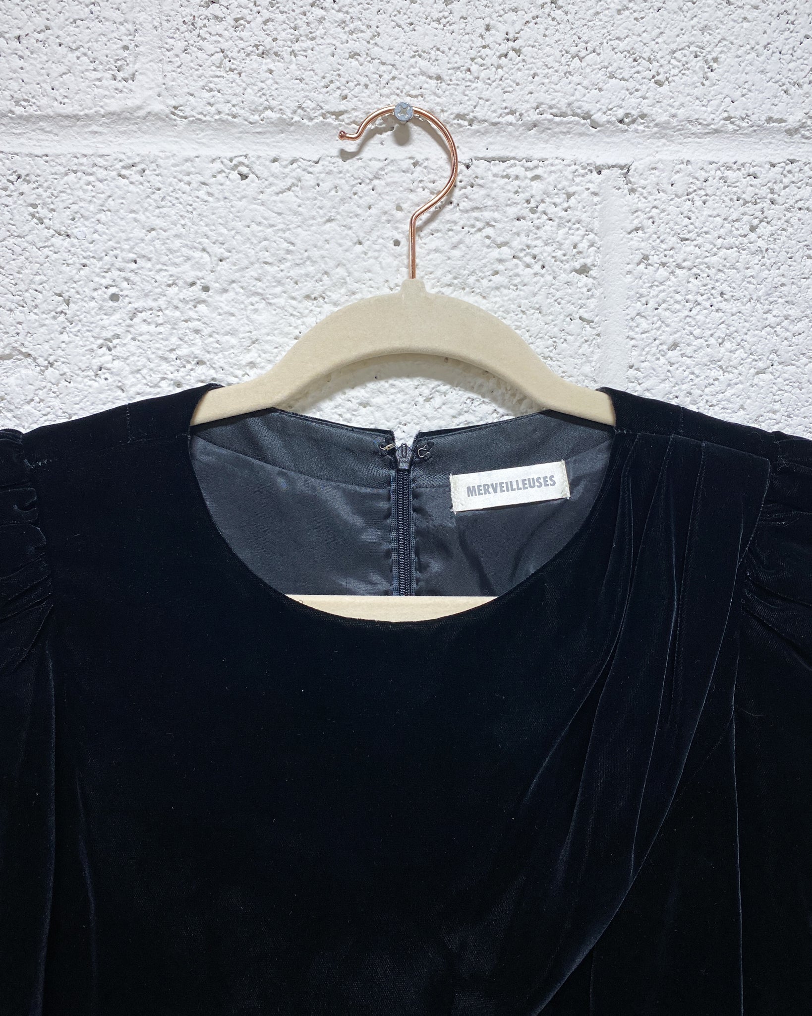 Vintage Black Velvet Dress (9) Sunbeam Vintage Vintage Black Velvet Dress (9) Sunbeam Vintage