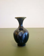 Load image into Gallery viewer, Mini Black Ceramic Vessel/Vase
