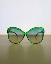 Load image into Gallery viewer, Oversized Green Sunnies

