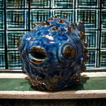 Load image into Gallery viewer, Blue Blowfish Ceramic
