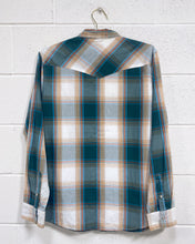 Load image into Gallery viewer, Levi’s Western Button Up Shirt (M)
