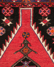 Load image into Gallery viewer, Vintage Hamadan Rug
