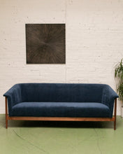 Load image into Gallery viewer, Nanna Ditzel style Sofa USA
