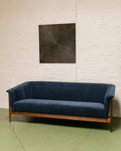 Load image into Gallery viewer, Nanna Ditzel style Sofa USA
