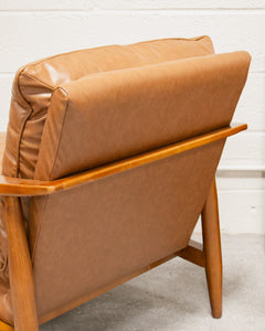 Caramel Lounge Chair